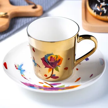 Английска Чаша Следобеден Чай Луксозен Комплект Огледално Отразяващи Керамични Чаши и Блюдец Златна Кафеена Лъжичка на Чаша Изискано Бижу